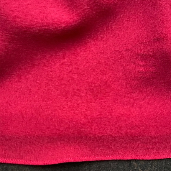 Red dress with lace detailed top - Picture 2 of 2